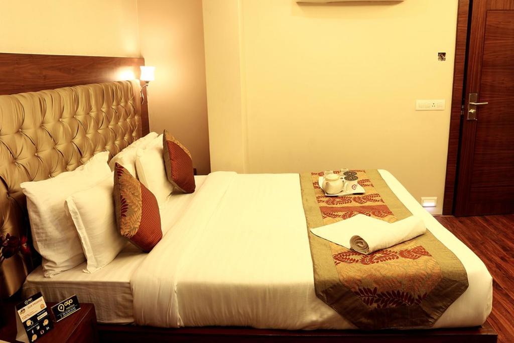 Oyo 1522 Npg Hotel Kalkuta Zewnętrze zdjęcie