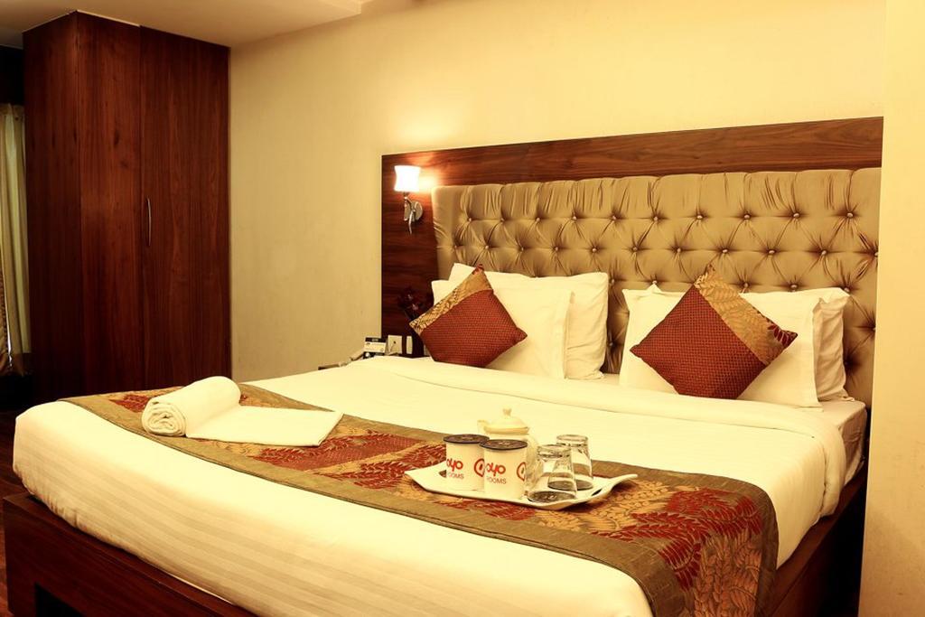 Oyo 1522 Npg Hotel Kalkuta Zewnętrze zdjęcie
