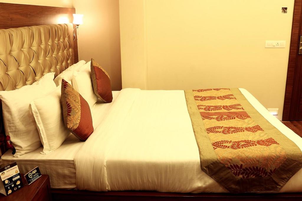 Oyo 1522 Npg Hotel Kalkuta Zewnętrze zdjęcie
