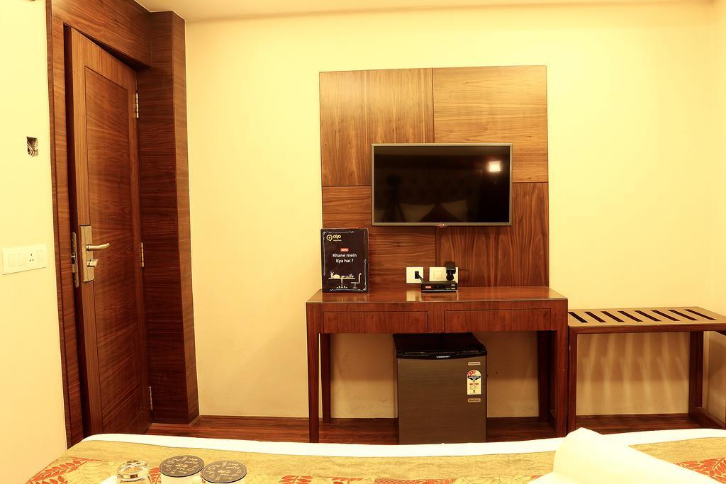 Oyo 1522 Npg Hotel Kalkuta Zewnętrze zdjęcie